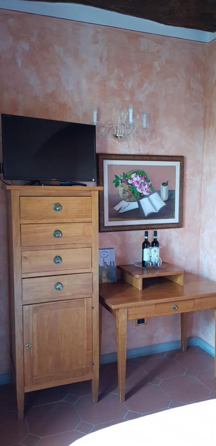 B&B Palazzo Al Torrione 2 San Gimignano Eksteriør billede