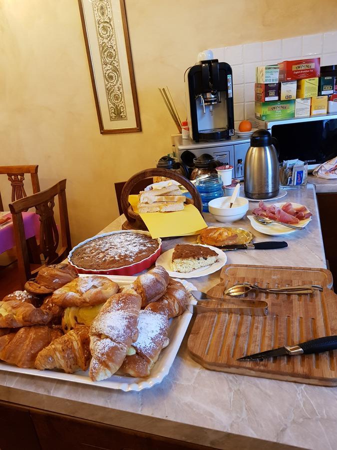 B&B Palazzo Al Torrione 2 San Gimignano Eksteriør billede